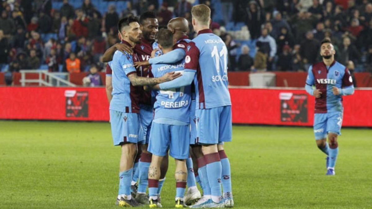 Trabzonspor imir'e galibiyetle 'merhaba' dedi