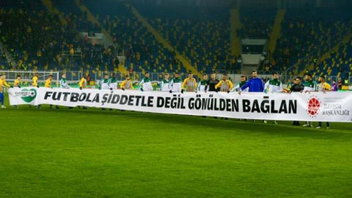 Ankaragc ile Konyaspor'dan 'Rakibine Jest Yap'a destek