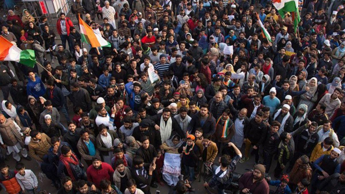 Hindistan'da yasa kart protestolar devam ediyor