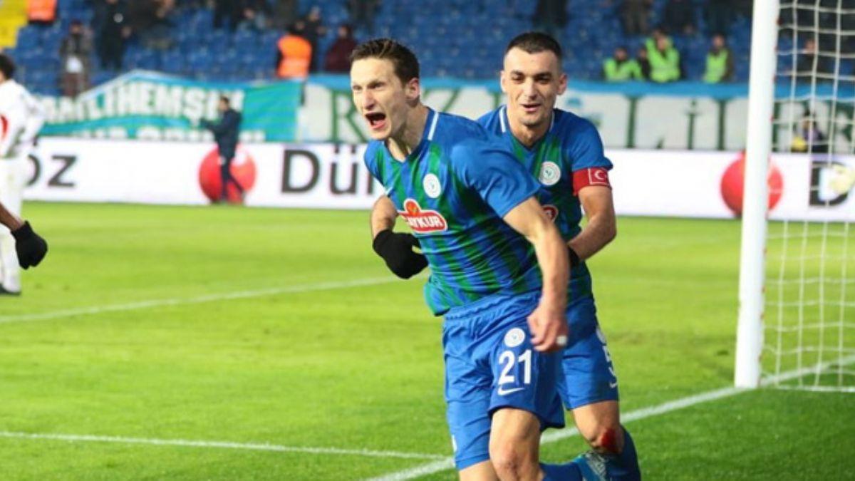 aykur Rizespor yeni transferi Skoda'nn golleriyle Genlerbirlii'ni 2-0 malup etti