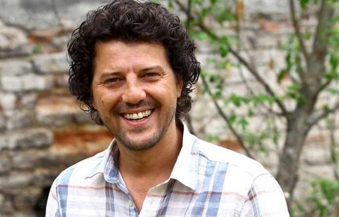 İlker Aksum nereli, kimdir" Ramo dizisinin Hasan'ı İlker Aksum kaç yaşında"