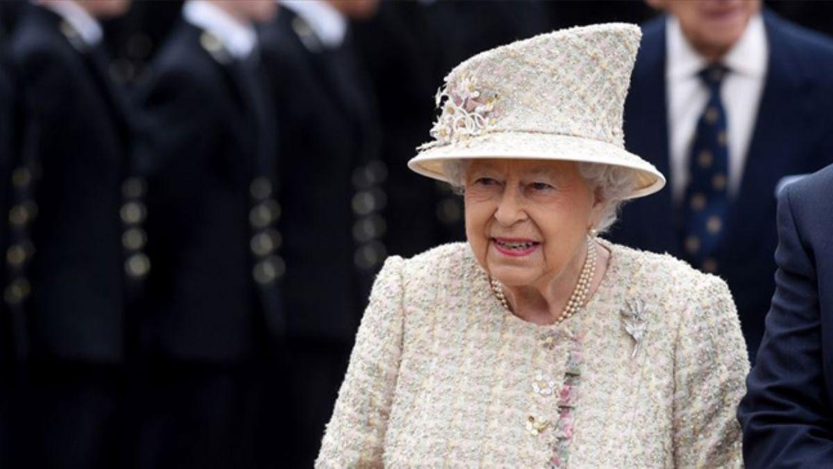 Kralie 2. Elizabeth Brexit yasasna onay verdi