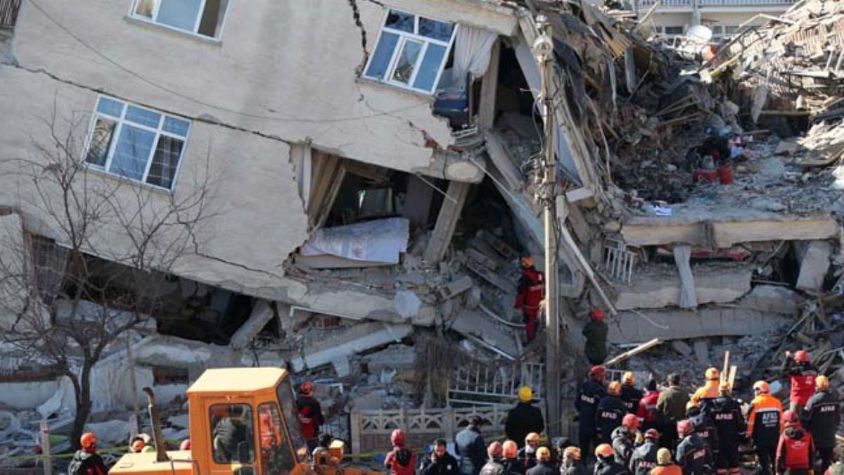 Denizlispor'dan Elaz'daki deprem madurlarna destek