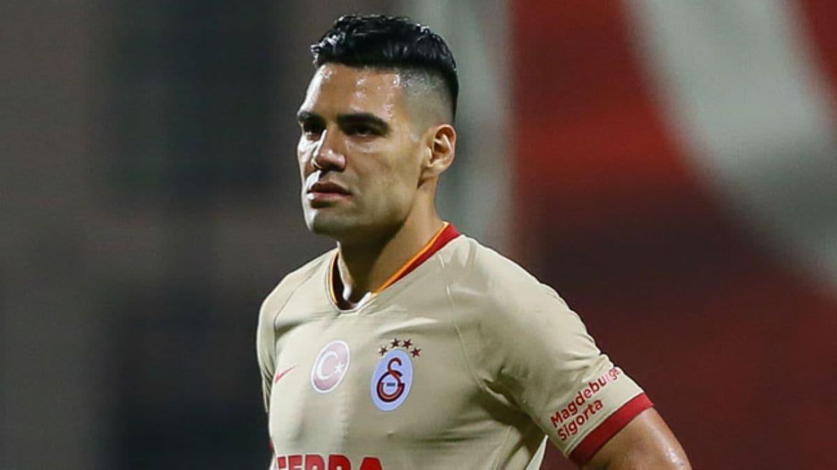 Al Hilal, Radamel Falcao iin Galatasaray'a 12 milyon Euro demeye hazr