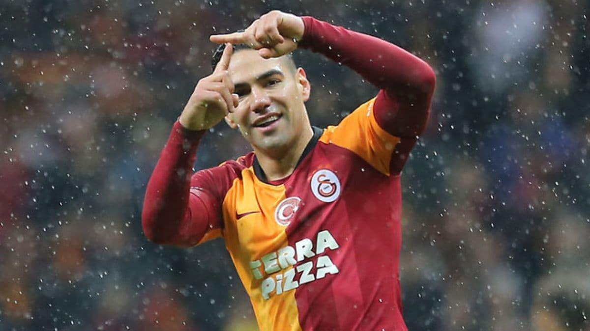 Galatasaray'da Radamel Falcao bugnki idmanda koulara balad