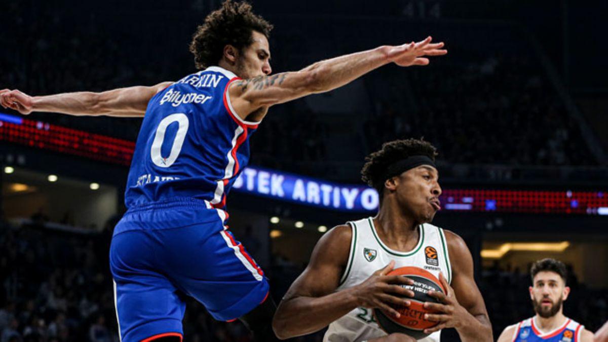 Larkin'in ikinci yardaki ovu Anadolu Efes'i galibiyete uurdu