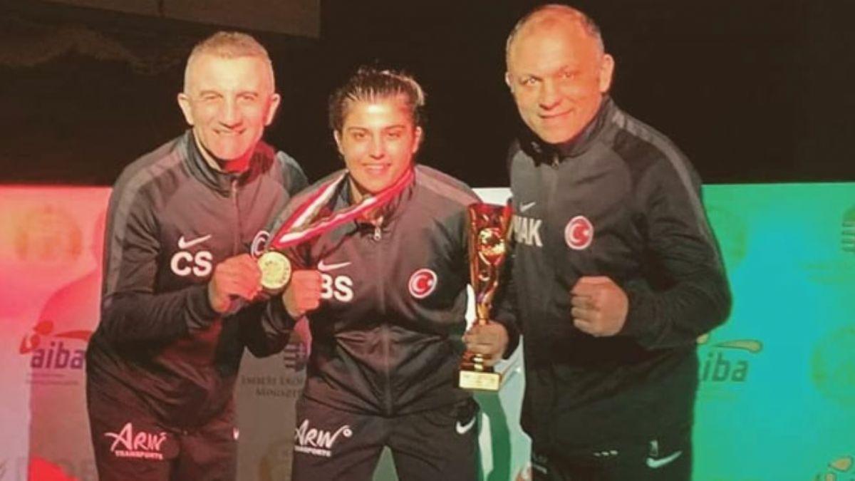 Milli boksrlerden Macaristan'da 3 madalya