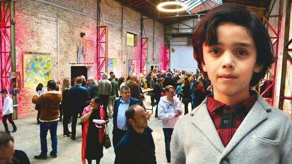 Dünyanın ilgisi Minik Picasso'da! 7 yaşında 12. sergisini açtı