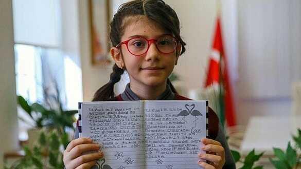 İzmirli Elanur matematikte dünya birincisi oldu! Sosyal medyaya damgasını vurdu