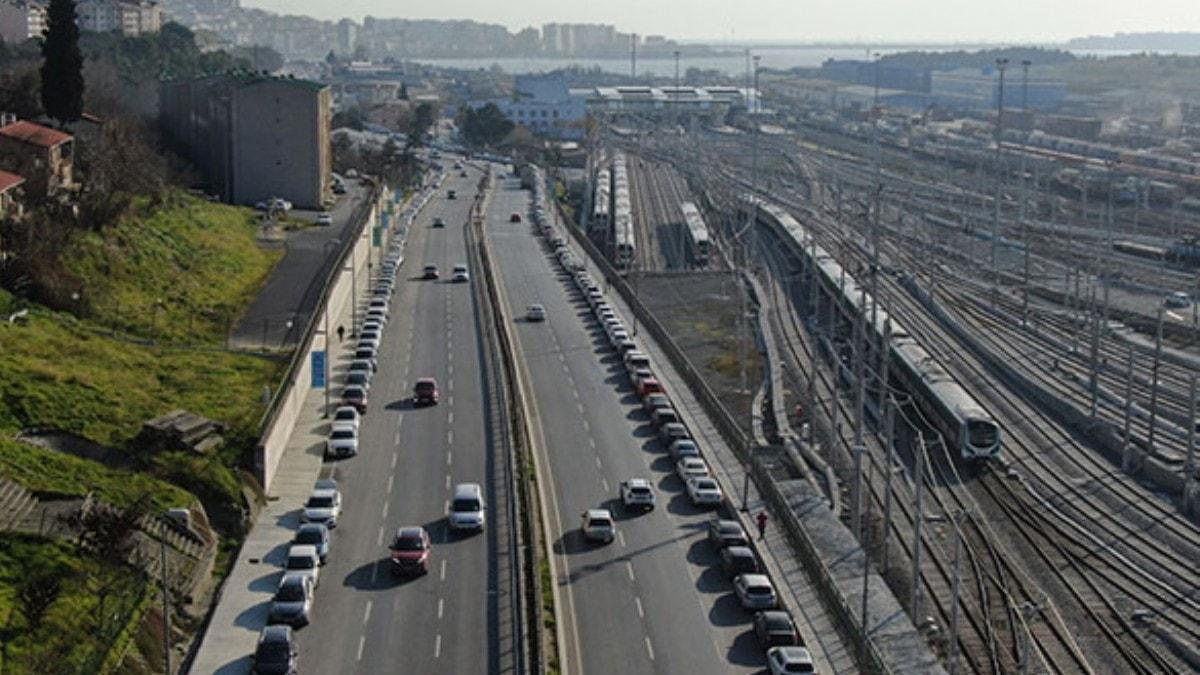 Marmaray stasyonu evresi otoparka dnd!  Yzlerce ara havadan fotorafland