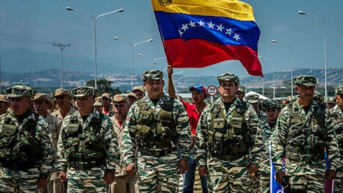 Venezuela'dan dev tatbikat: 2 milyon 300 bin gvenlik gc katlyor