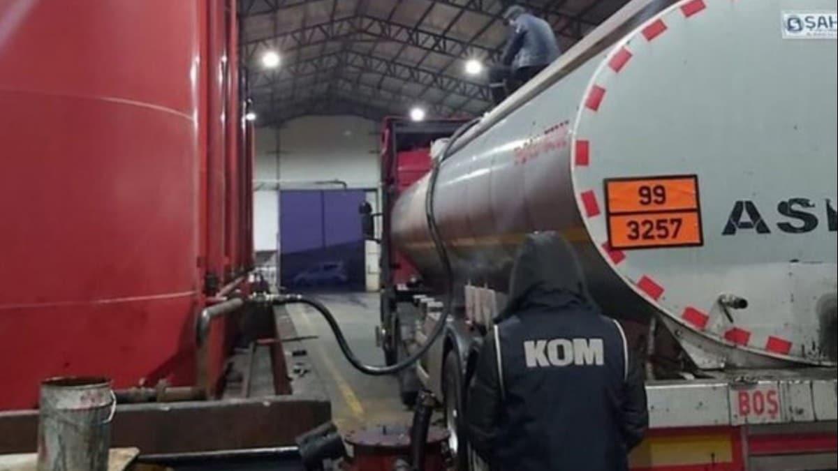 Kayseri merkezli operasyonda 470 ton kaak akaryakt ele geirildi Piyasa deeri 3 milyon TL! 