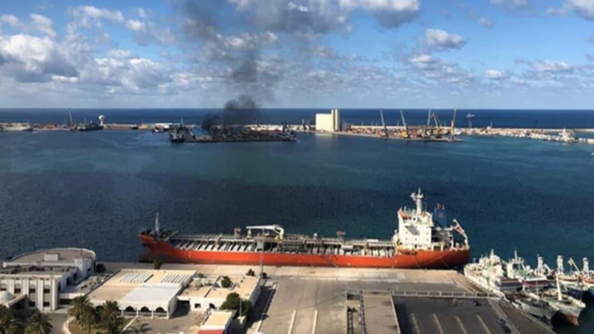 Trablus Liman'ndaki akaryakt boaltm ilemleri, Hafter'in saldrs nedeniyle iptal edildi