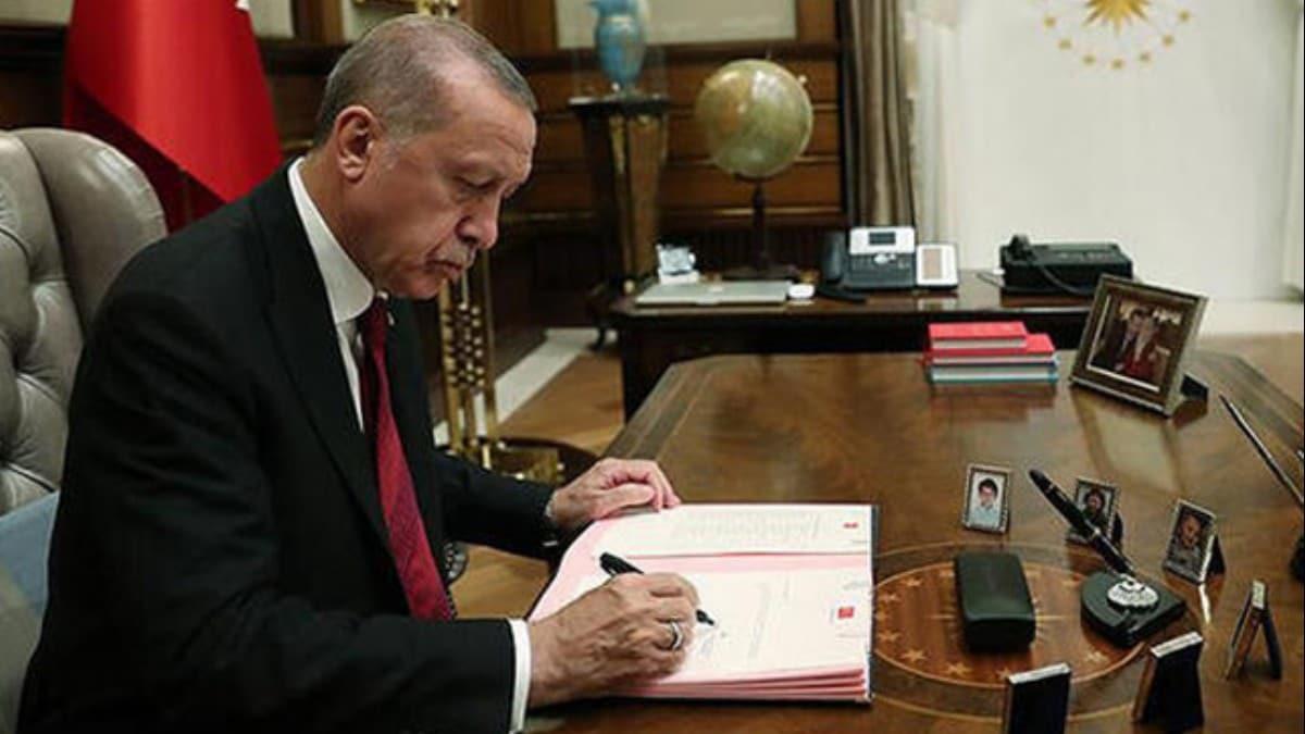 Bakan Erdoan imzalad! Atama kararlar Resmi Gazete'de yaymland
