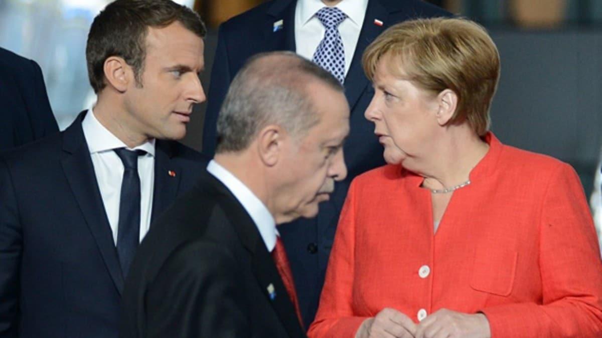 Bakan Erdoan'dan Macron ve Merkel'e ok kritik mesajlar