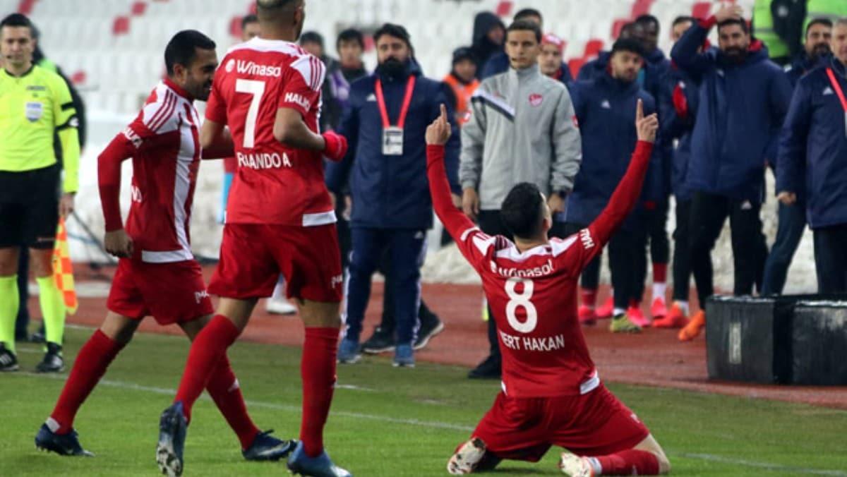 Sivasspor, haftann al manda Alanyaspor'u tek golle malup etti