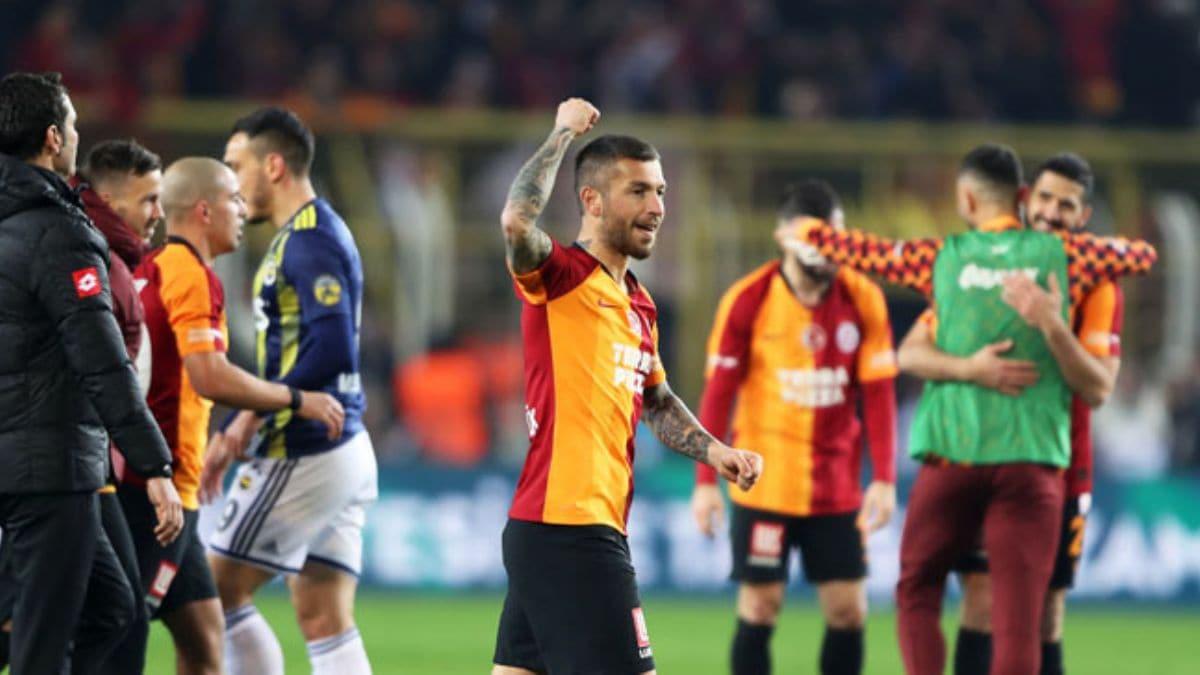 Galatasaray zirveye ortak oldu