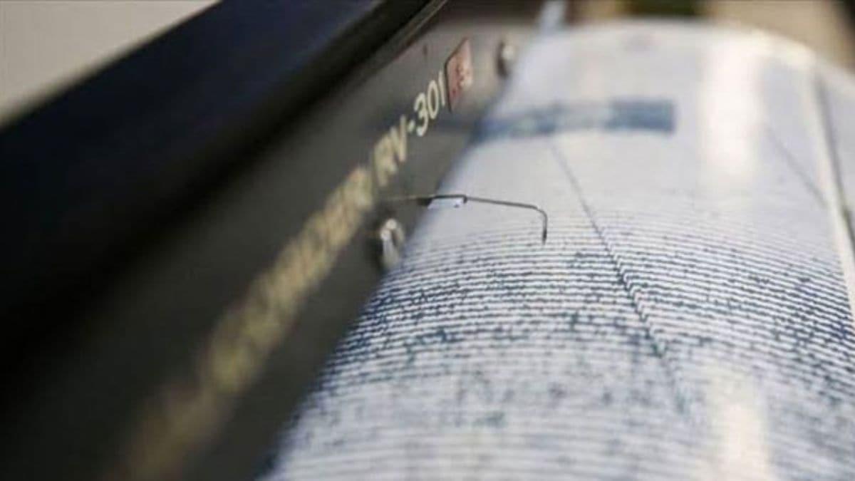 ran'da 4,9 byklnde deprem meydana geldi