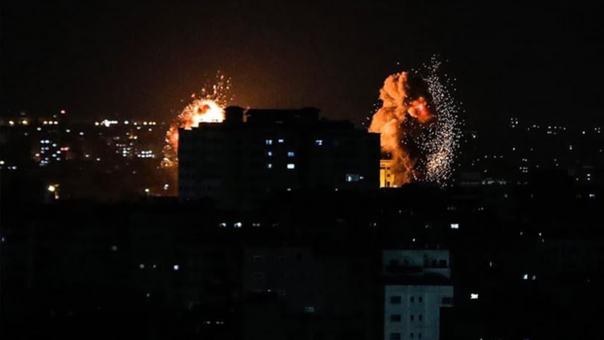 srail sava uaklar Gazze'yi vurdu