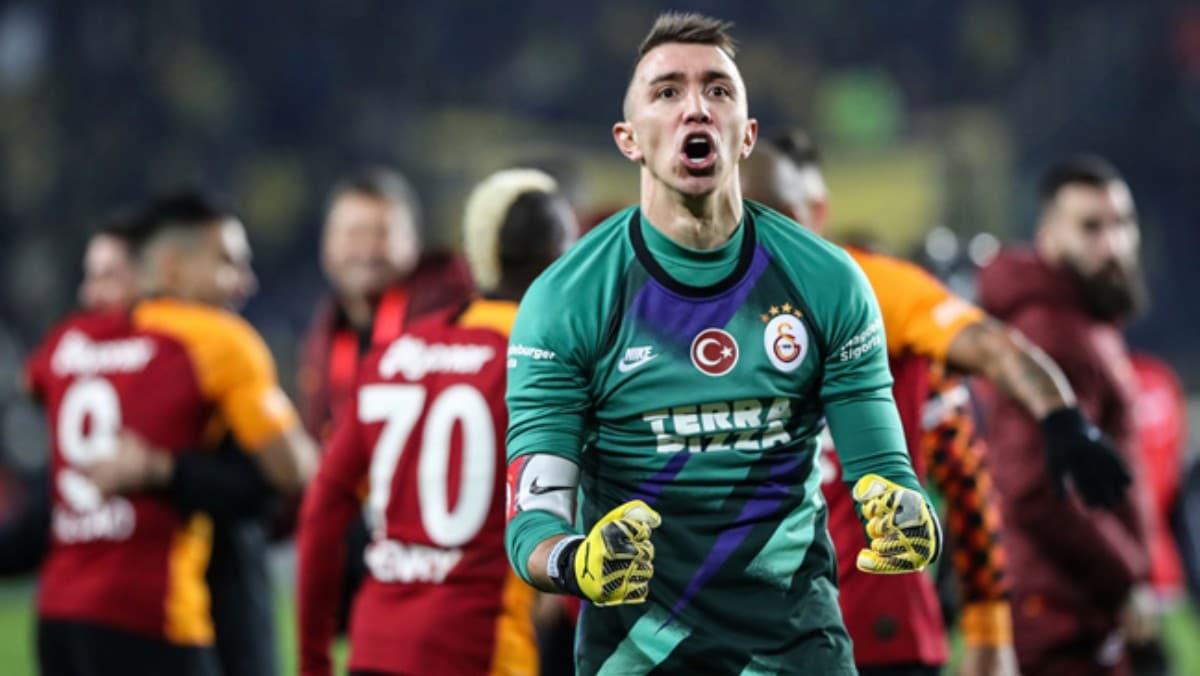 Muslera'dan Galatasaray'a garanti: 40 yama gelene kadar kaleci bakmayn
