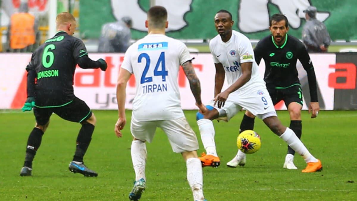 Konyaspor sahasnda Kasmpaa ile 0-0 berabere kald