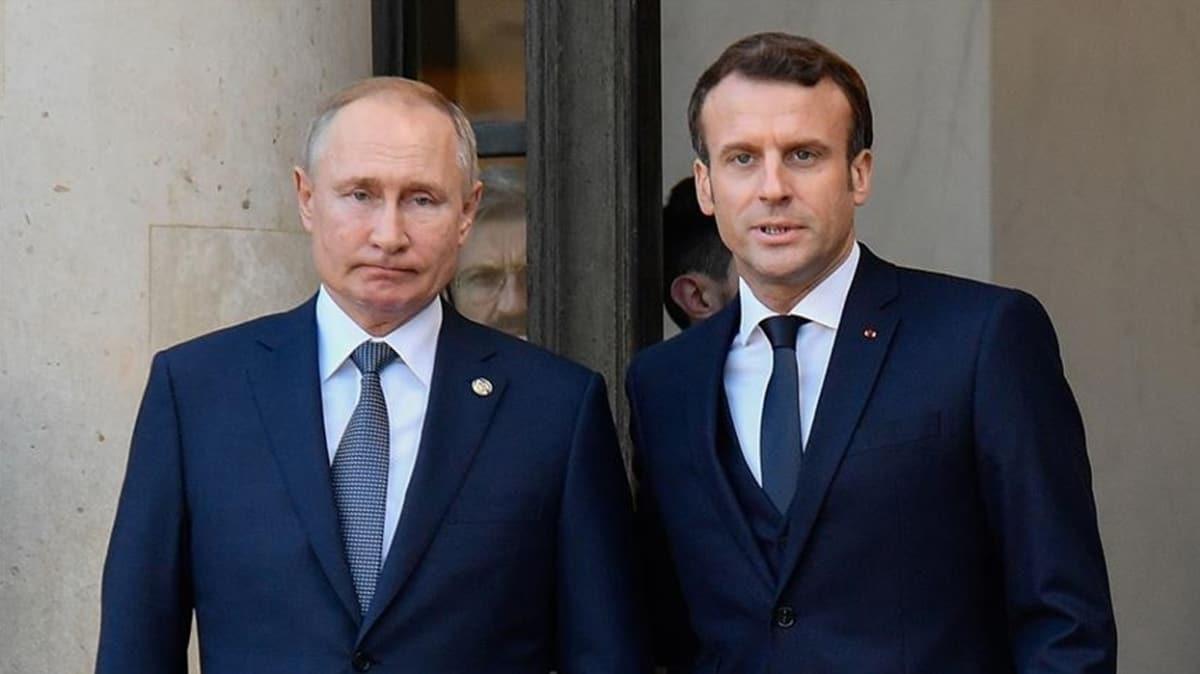 Putin, Macron ile dlib'deki gelimeleri grt