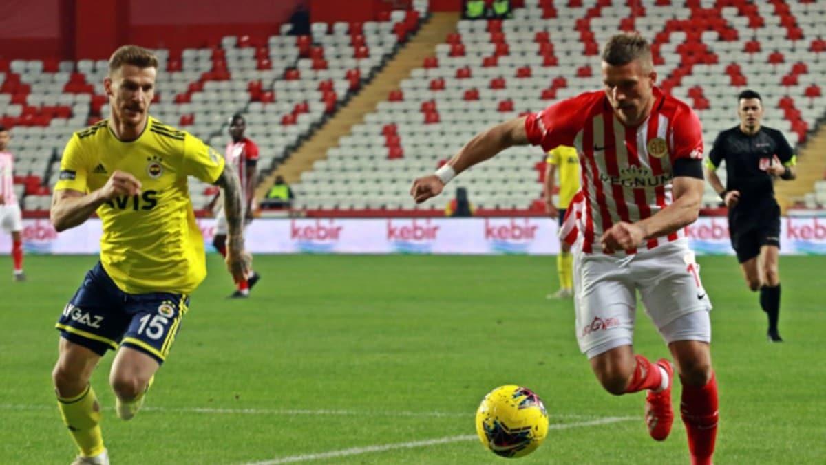 Antalyaspor'da Podolski frtnas