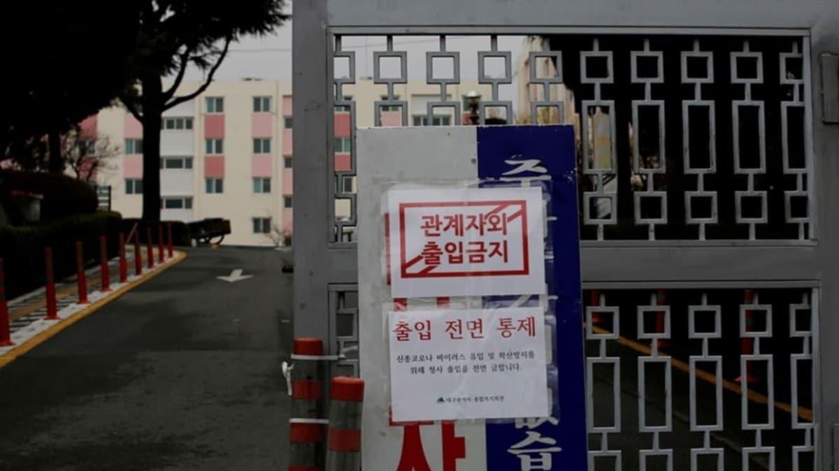Gney Kore'de koronavirs nedeniyle ilk kez bir apartmanda yaayanlar karantinaya alnd