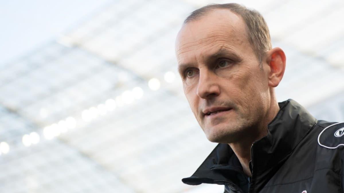 Bundesliga ekibi Augsburg, teknik direktrlk koltuuna Heiko Herrlich'i getirdi