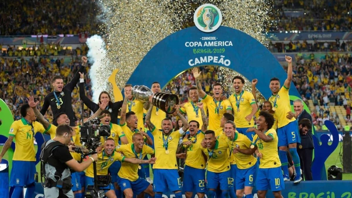 Copa America 2021'e ertelendi!