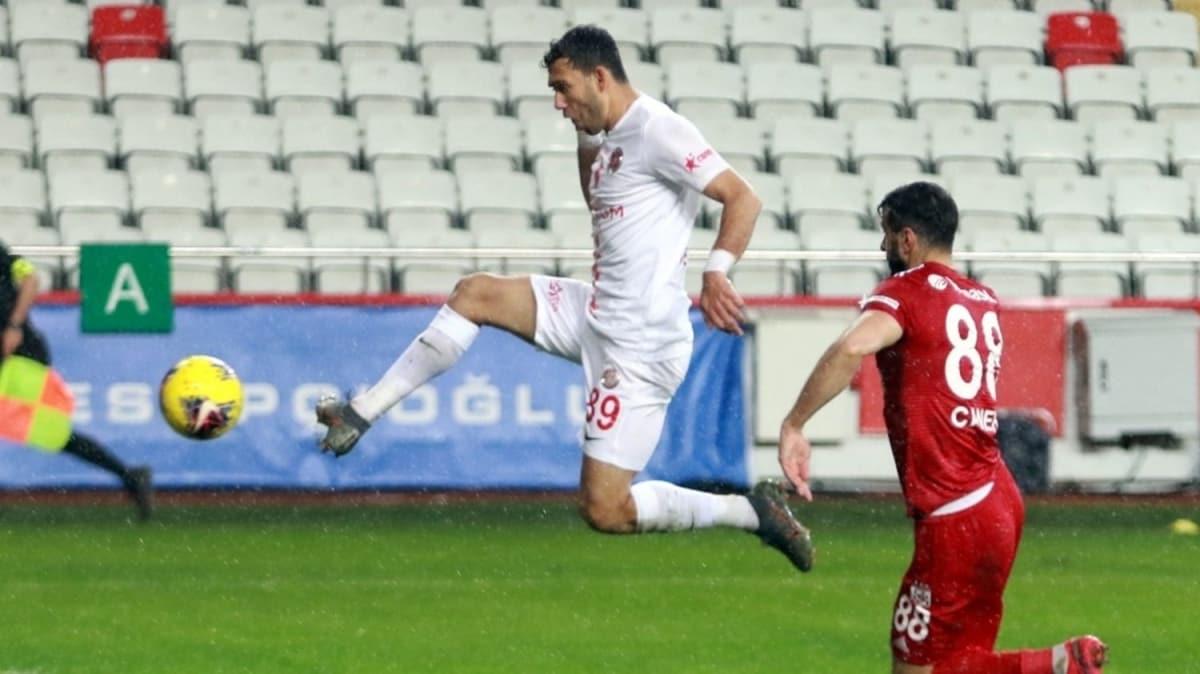 Veysel Sar, Antalyaspor savunmasnn vazgeilmezi oldu