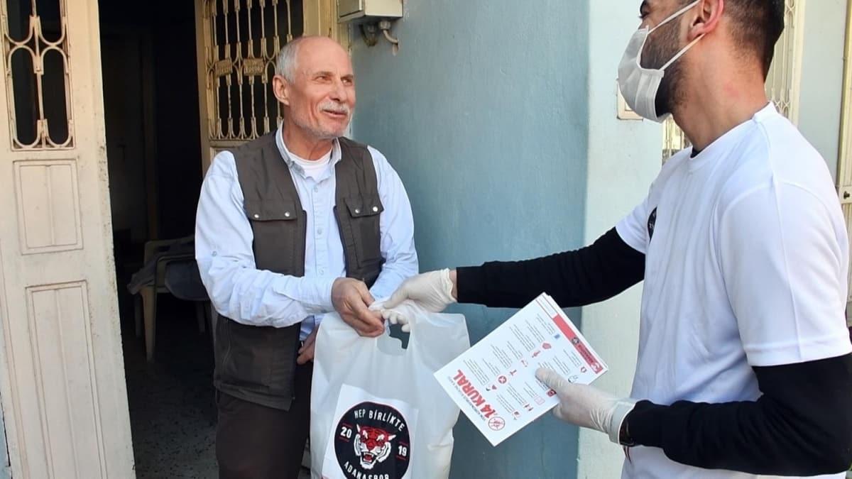 Adanasporlu taraftarlardan 65 yaş ve üstü vatandaşlara yardım