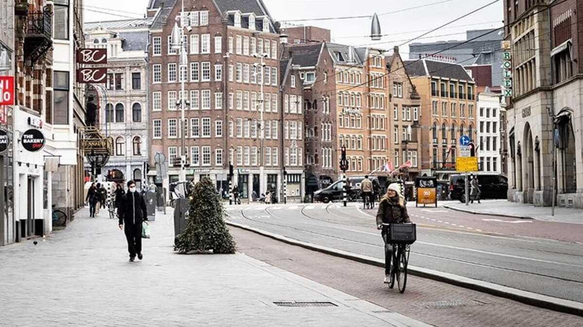 Hollanda'da koronavirsten lenlerin says 639'a ykseldi