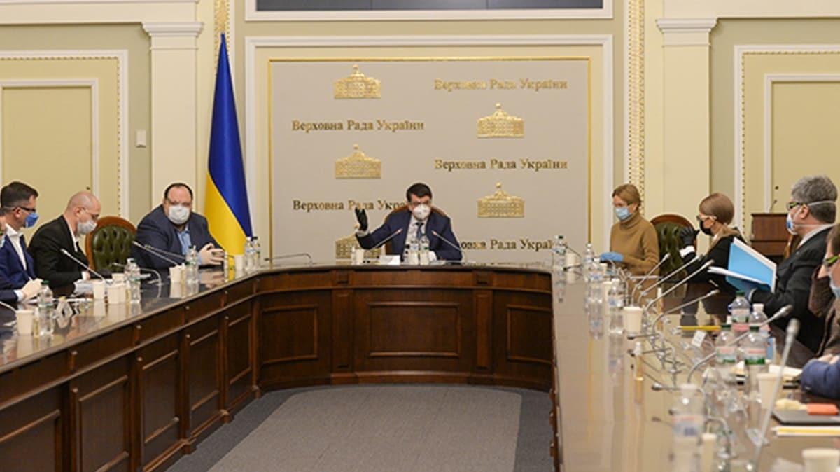 Ukrayna'da Korona virse yakalanan milletvekili says 5'e ykseldi