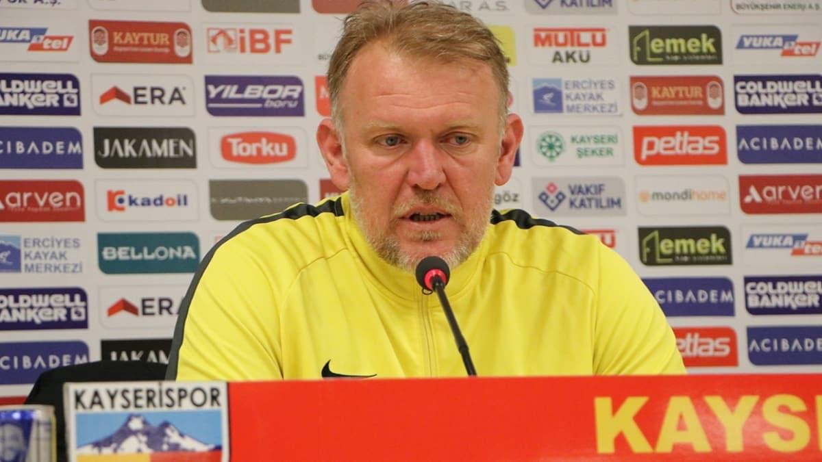 Kayserispor'da teknik direktr Prosinecki ve ekibi tesislerde kalyor