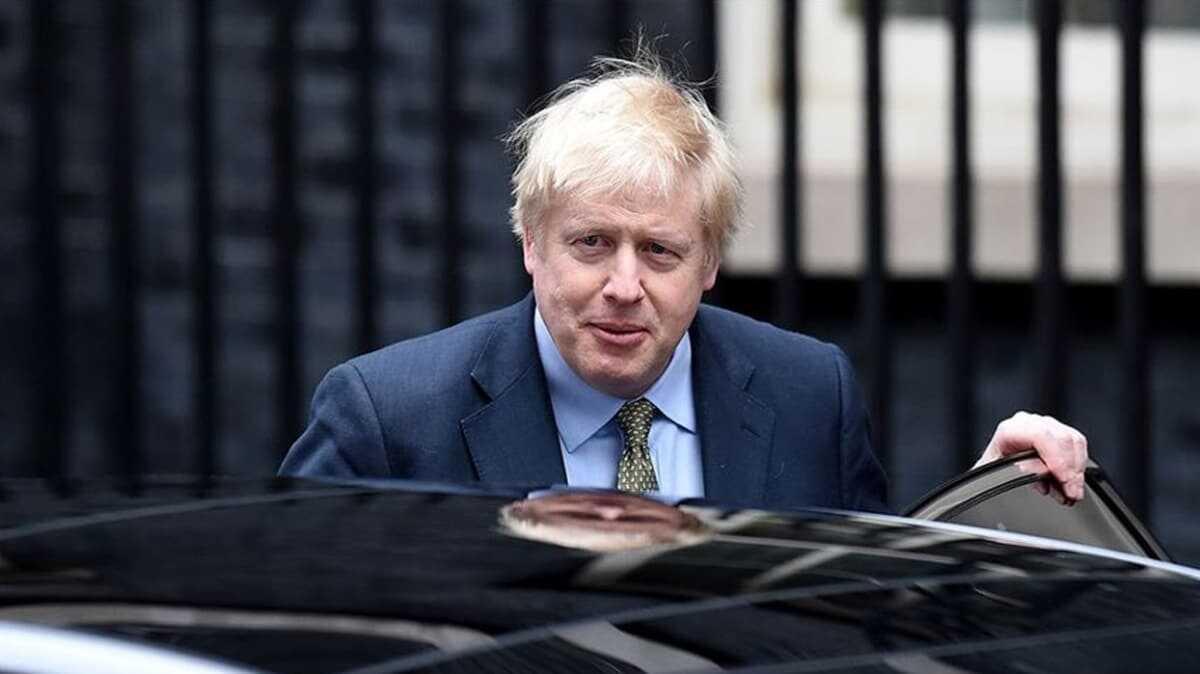 Koronavirs tedavisi gryordu... ngiltere Babakan Boris Johnson youn bakmdan kt