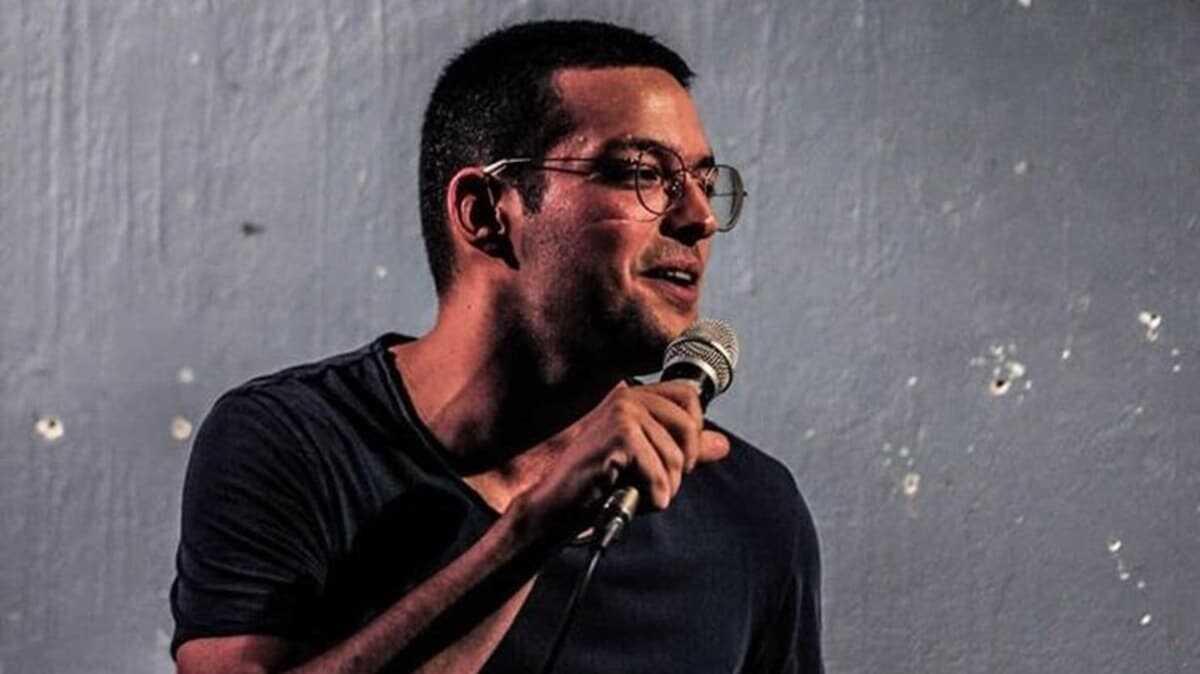 Atatrk, Mevlana ve ems-i Tebrizi'yi hedef alan komedyen tutukland
