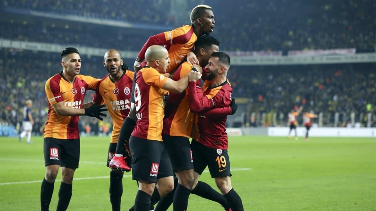 Birok futbolcusundan fedakarlk bekleyen Galatasaray, mer Bayram'a iyiletirme yapacak