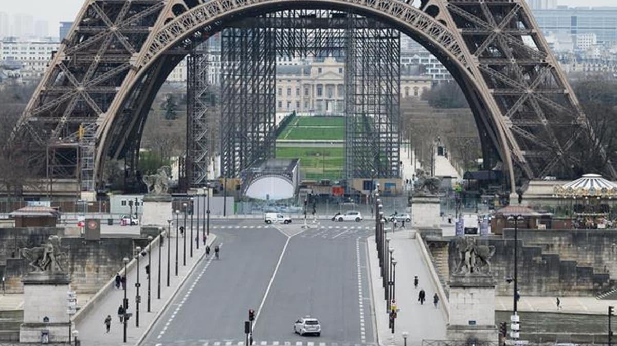 Fransa'da 65 ya stne sokaa kma yasa olacak