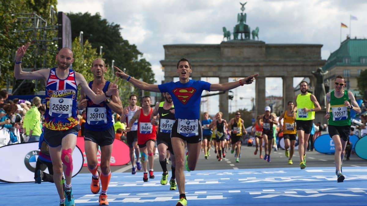 Koronavirsn son kurban Berlin Maratonu