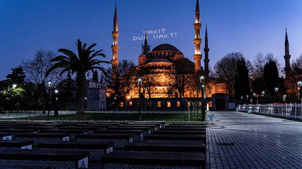 Her yl dolup tayordu... Sultanahmet Meydan'nda koronavirs sessizlii