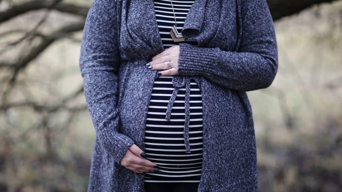Hamileler oru tutarsa ne olur"  Oru anne karnndaki bebee zarar verir mi"