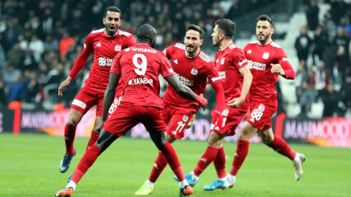 Galatasaray, Sivasspor'dan Erdoan Yeilyurt'u da transfer ediyor