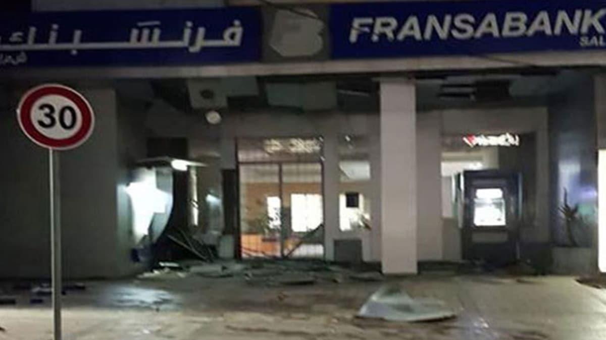 Lbnan'da bankaya bombal saldr