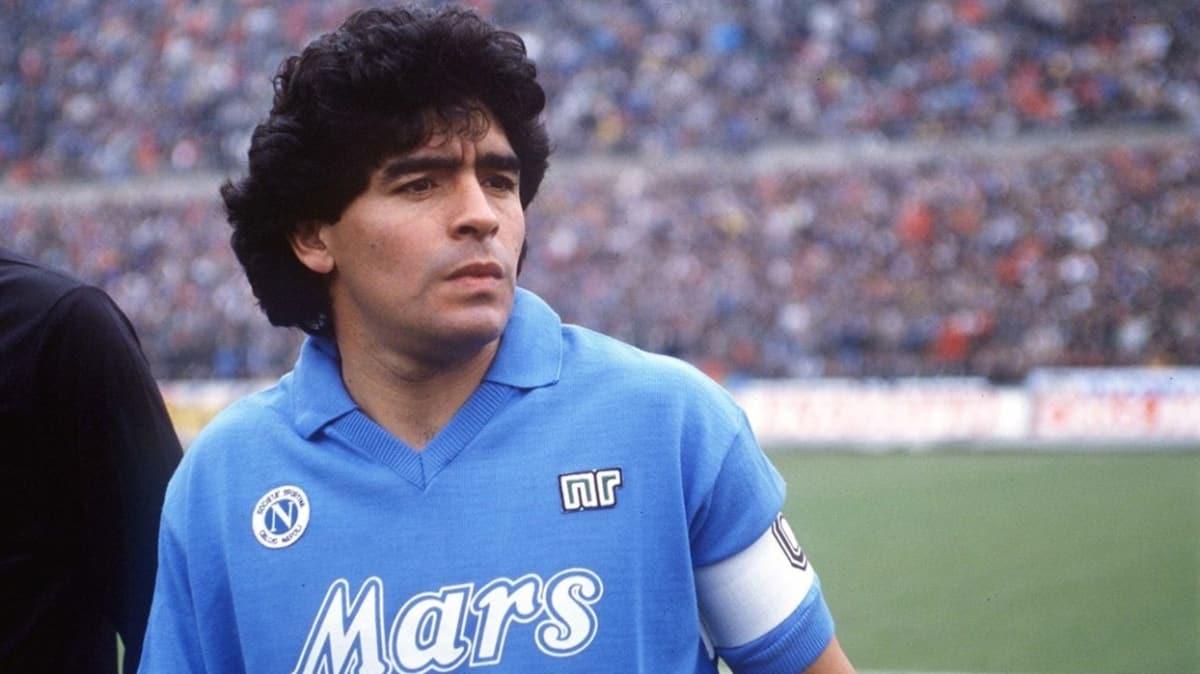 Maradona'nn formas 55 bin Euro'ya satld