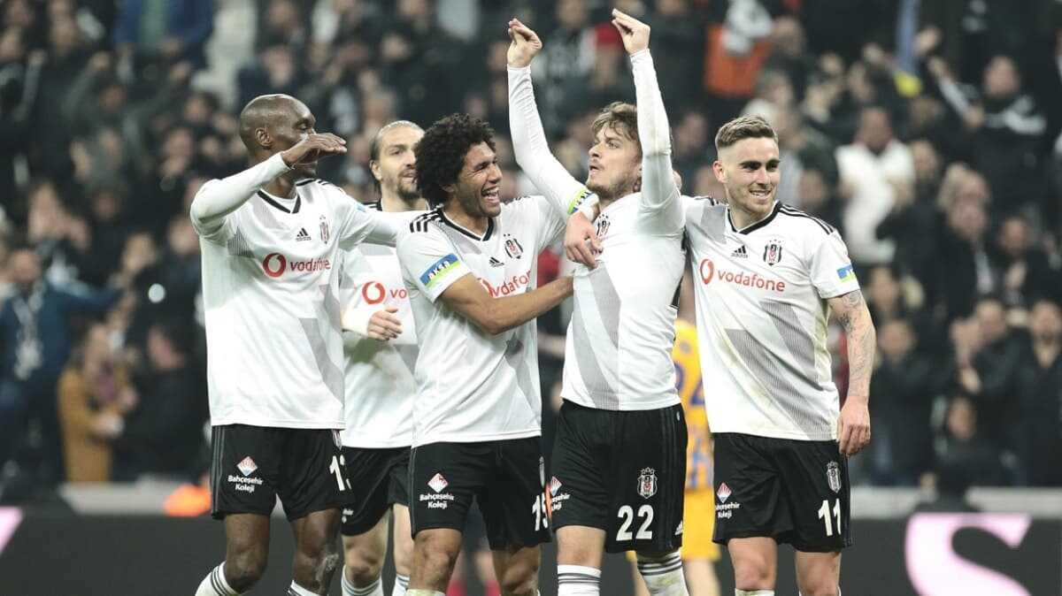 Slaven Bilic, Ljajic ve Vida'y kapyor