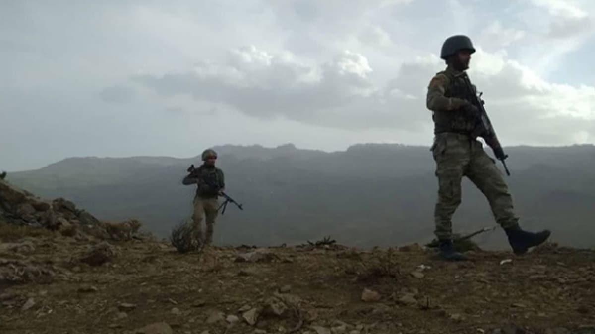 PKK'l terristlerin yola tuzaklad patlayc infilak etti: 1 gvenlik korucusu ar yaraland