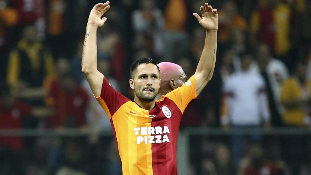 talyanlar duyurdu: Galatasaray'da ayrlk resmiyete dklyor
