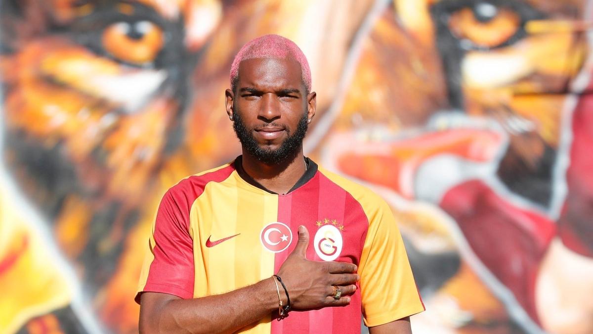 'Galatasaray'a geri dnersem nasl bir futbolcu olduumu gstereceim'