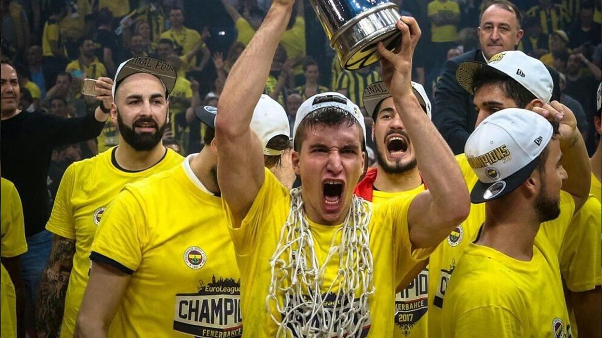 Bogdanovic, EuroLeague'de son 10 yln takmna seildi